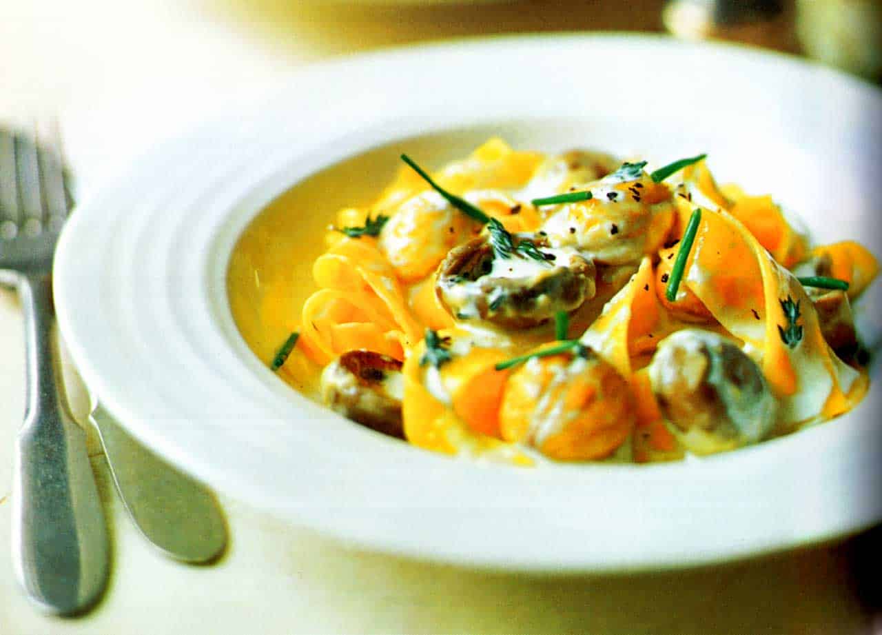 pappardelle pasta recipe-pasta with mushroom www.eatopic.com
