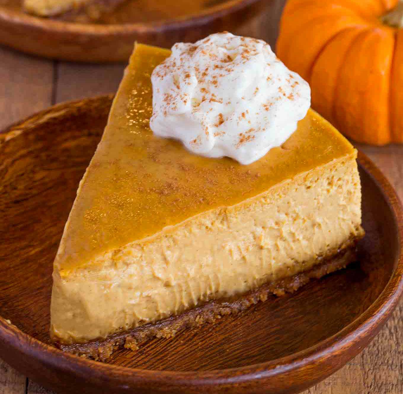 Pumpkin Cheesecake Recipe www.eatopic.com