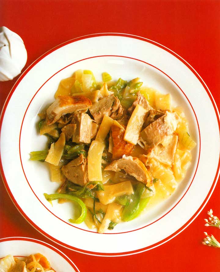 Sliced Duck with Bamboo Shoots and Broccoli Recipe-Easy chinese cuisine-protein-carbs-nutrition