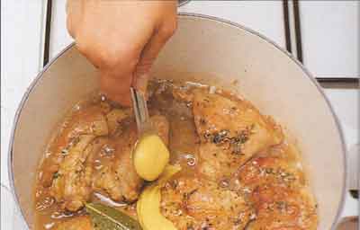 Casseroled-Rabbit-with-Thyme-Recipe-calories-Fricassee-de-Lapin-au-Thym