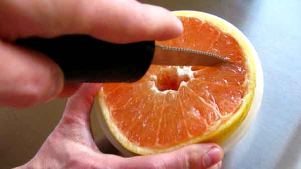 How-to-Peel-and-Slice-a-Grapefruit-Step-by-step-with-photos-2