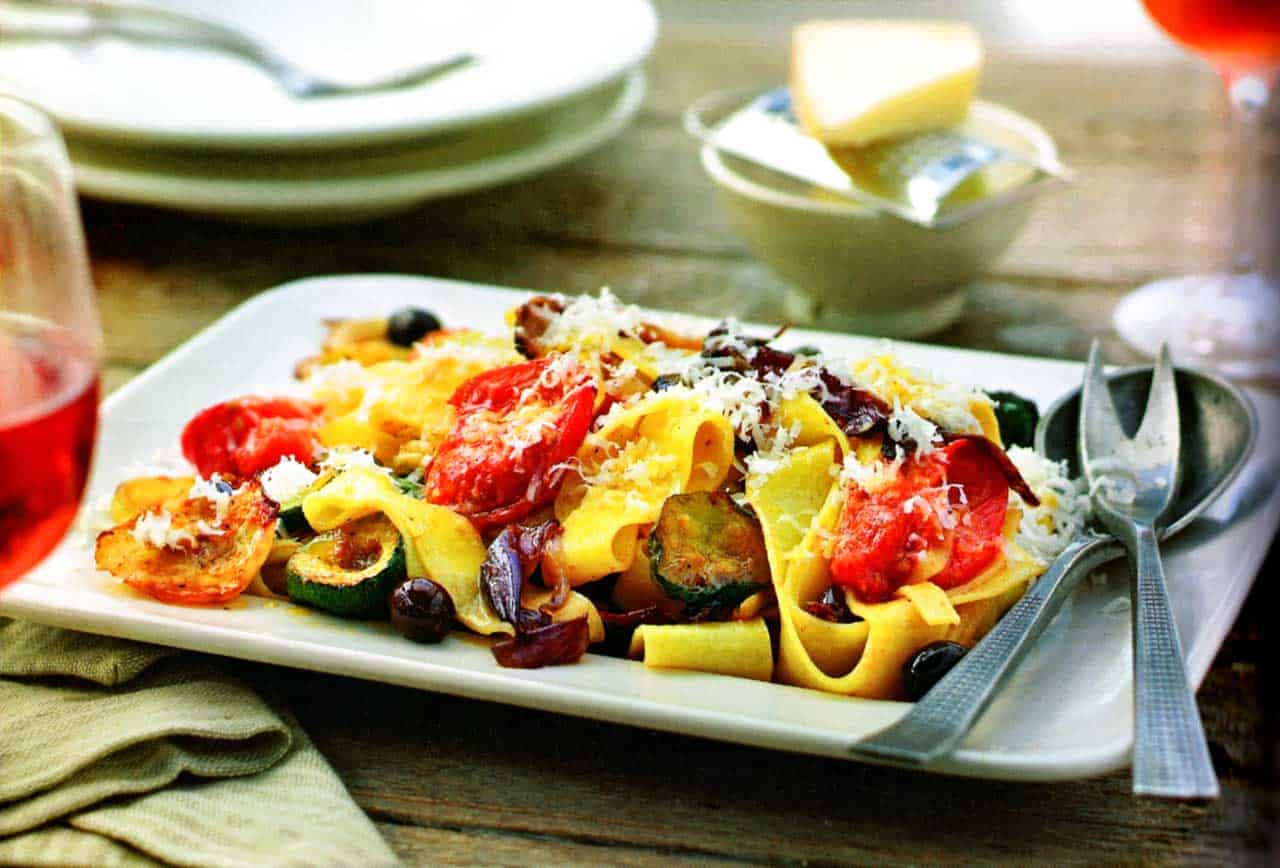 Pappardelle Pasta With Roast Fennel, Tomato And Olives - RecipeMatic