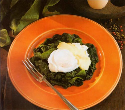 Poached-eggs-with-spinach-Oeufs-Poches-a-la-Florentine-vegetarian-recipes-diet-foods-french-cuisine-recipe