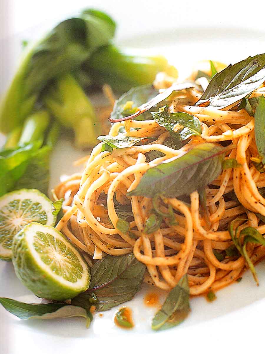 Pepper Linguini with Asian Herbs Recipe