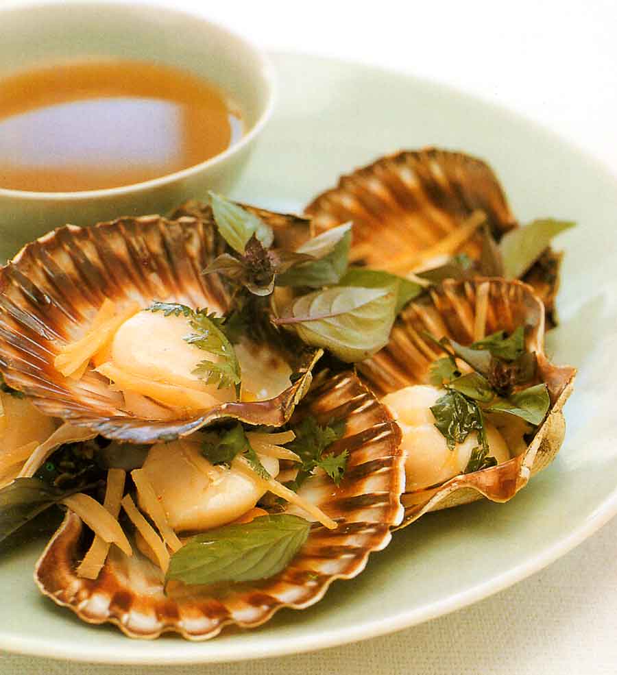 Chinese Cuisine: Wok-steamed Scallops With Broth Recipe