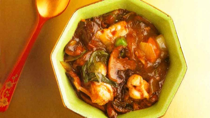 Easy Chinese Cuisine: Chicken and Mushrooms Recipe