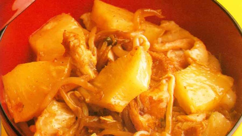 Easy Chinese Cuisine: Stewed Chicken and Pineapple Recipe