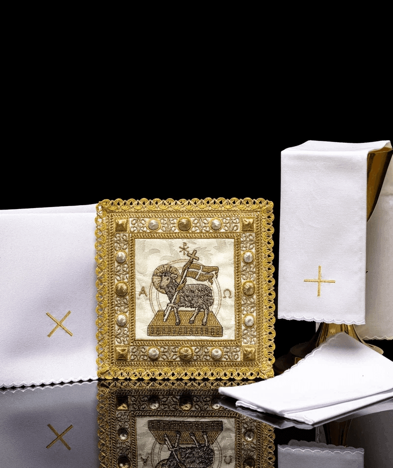 Easter Lectern Cover: How to Add Solemnity to the Liturgy?